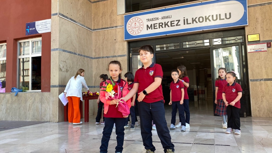 İlköğretm Haftası Kutlamamız